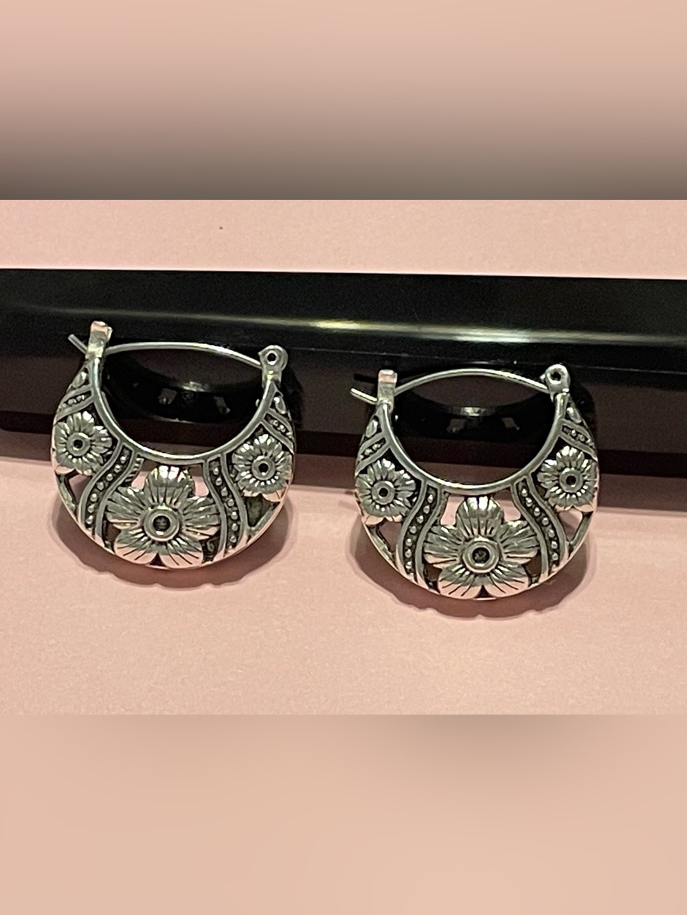 Silver Tone Ornate Reversible Flower Pierced Earrings #9949 💎 - Picture 2 of 7